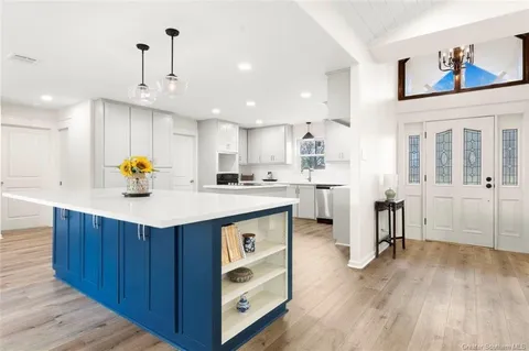 $415,000 | 7119 Boisclair Drive, Lake Charles, LA 70605