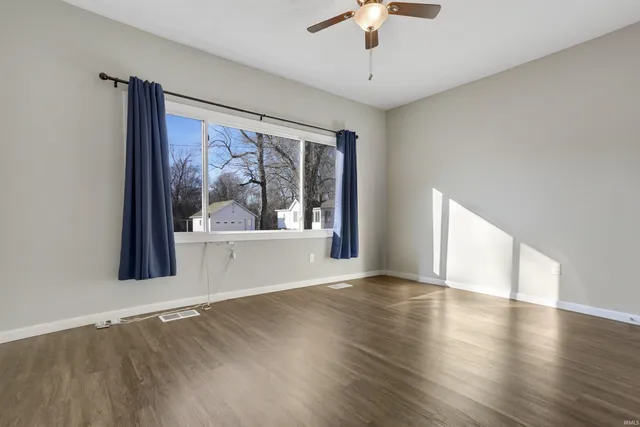 $178,000 | 1822 Hollywood Avenue, Evansville, IN 47712