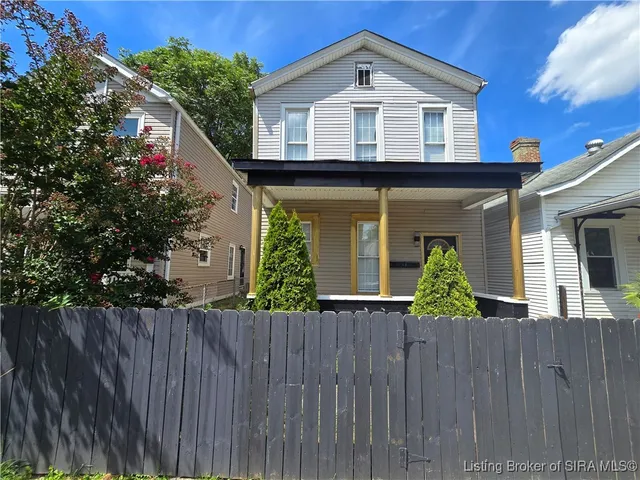 $270,000 | 1605 Culbertson Avenue, New Albany, IN 47150