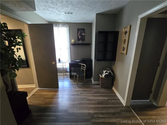 $270,000 | 1605 Culbertson Avenue, New Albany, IN 47150