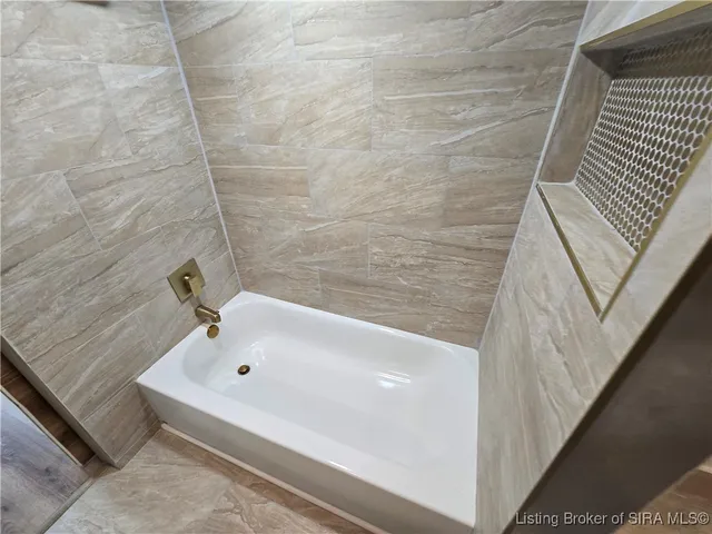 $270,000 | 1605 Culbertson Avenue, New Albany, IN 47150