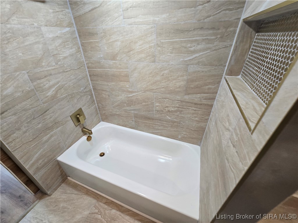 1605 Culbertson Avenue New Albany, IN 47150 - Photo 34 of 42