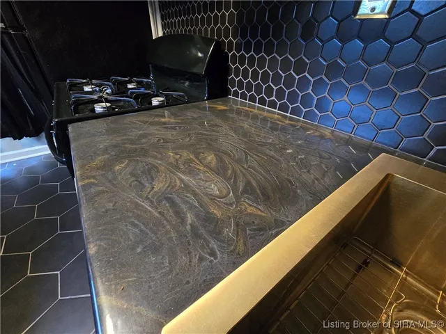 $270,000 | 1605 Culbertson Avenue, New Albany, IN 47150