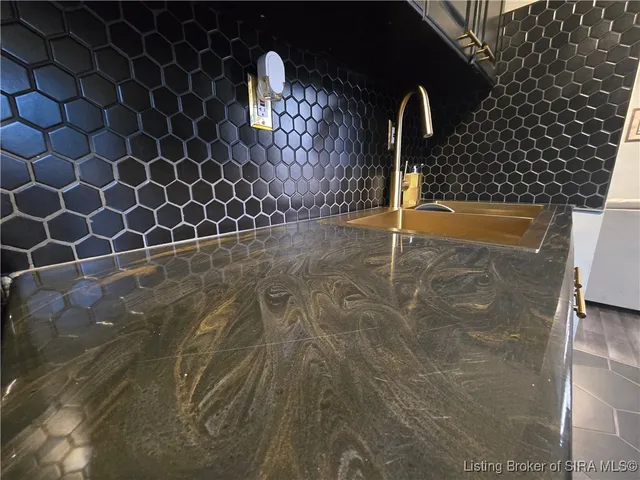 $270,000 | 1605 Culbertson Avenue, New Albany, IN 47150