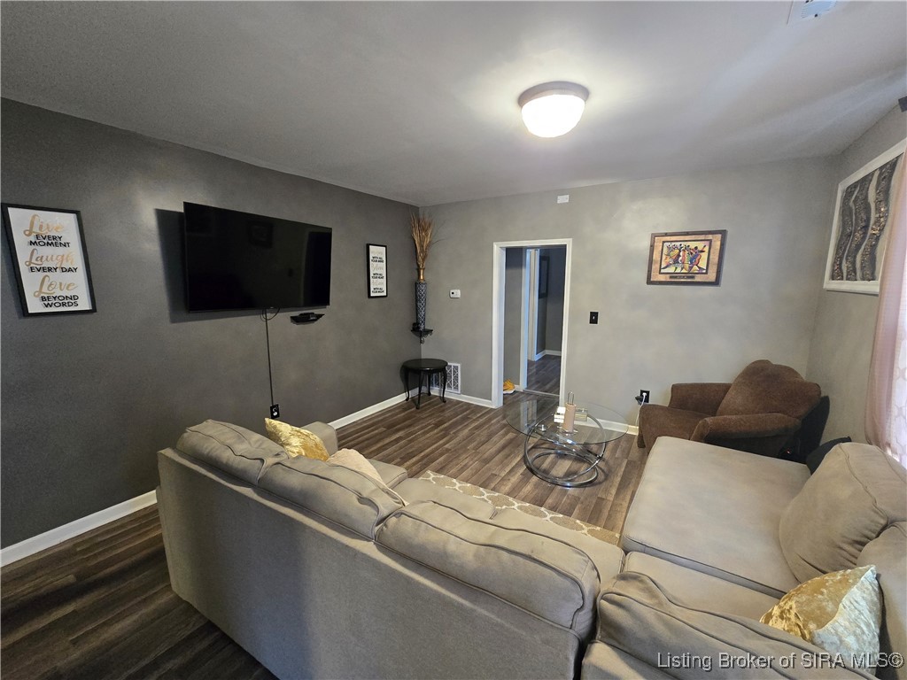 1605 Culbertson Avenue New Albany, IN 47150 - Photo 6 of 42