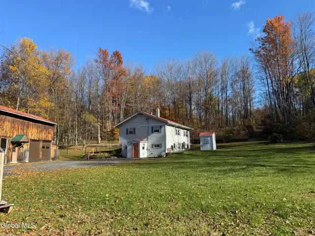 $329,000 | 8186 Highway 40, Hartford, NY 12832