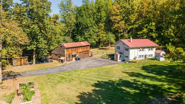 $329,000 | 8186 Highway 40, Hartford, NY 12832