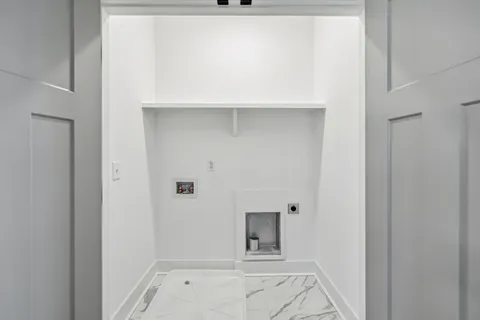 a view of utility room