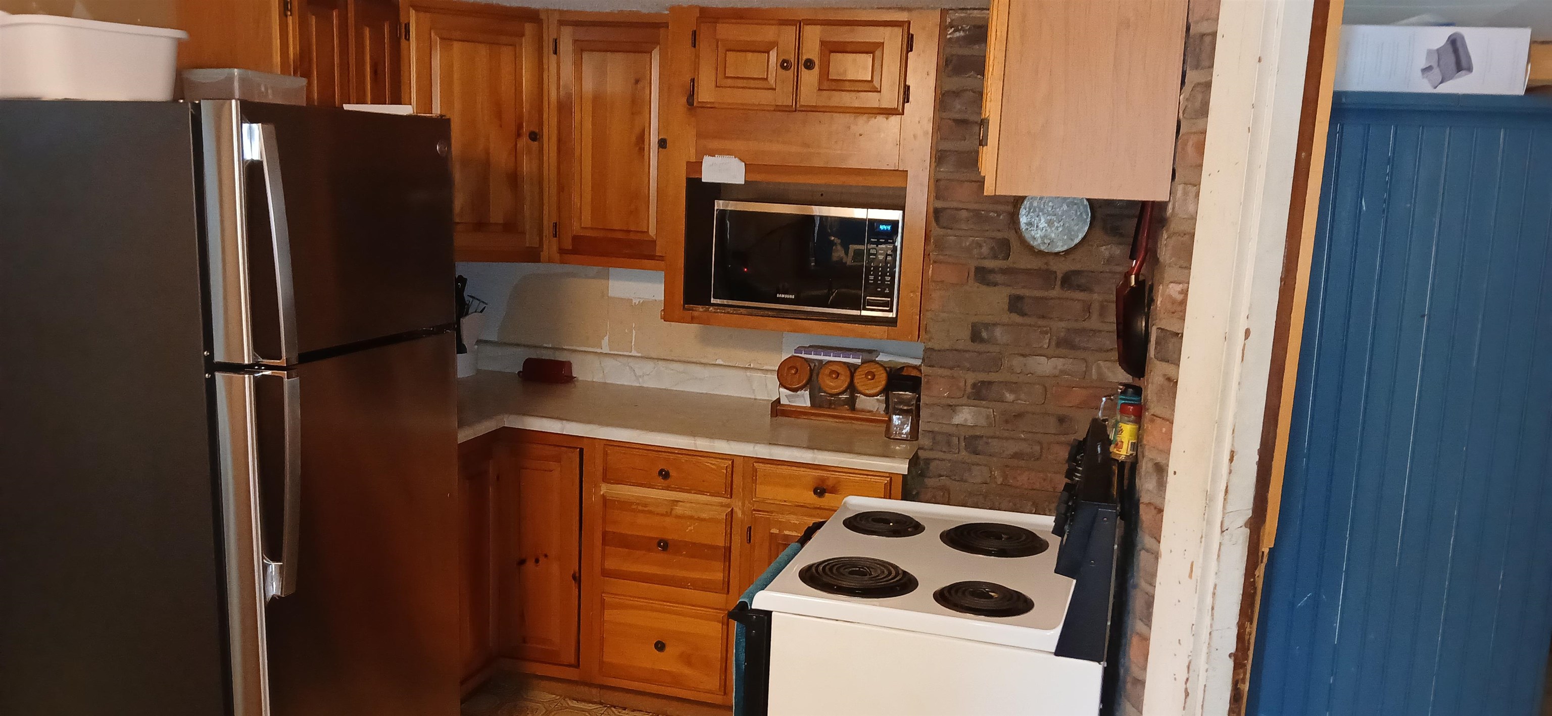 229 Salmon Falls Road Rochester, NH 03868 - Photo 15 of 32