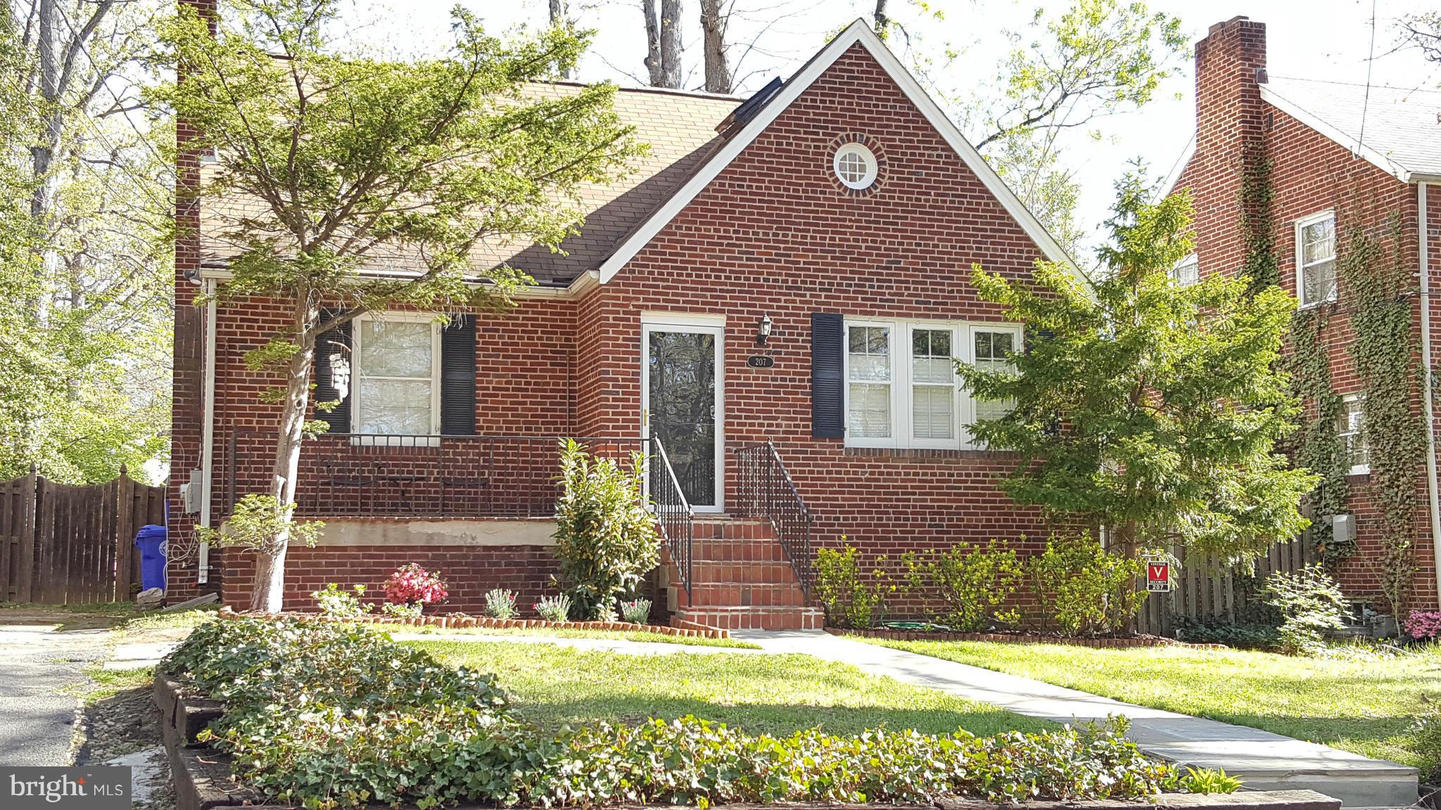 207 Hartwell Road Silver Spring, MD 20901 - Photo 2 of 30 Exterior (Front)