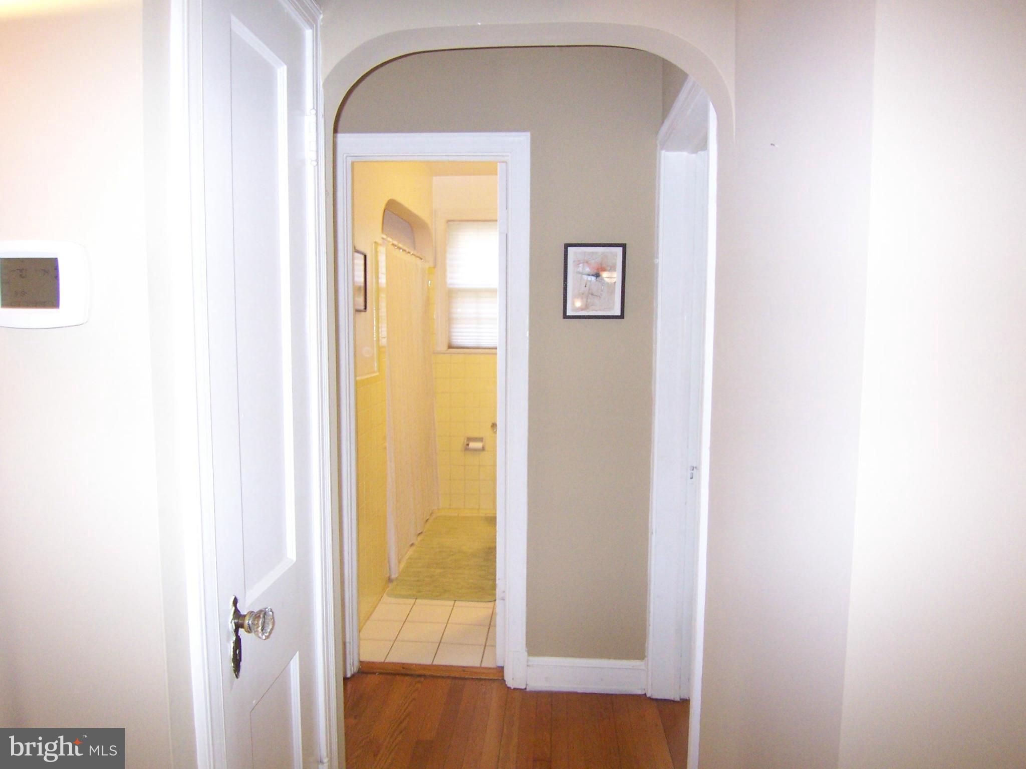 207 Hartwell Road Silver Spring, MD 20901 - Photo 15 of 30 Interior (General)