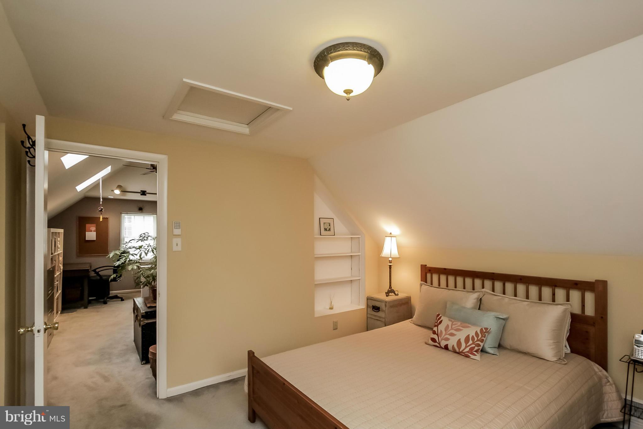 207 Hartwell Road Silver Spring, MD 20901 - Photo 21 of 30 Bedroom