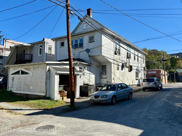 $215,000 | 289 Main Street, Nicholson, PA 18446