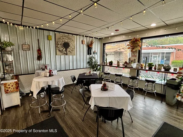 $215,000 | 289 Main Street, Nicholson, PA 18446