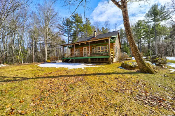$376,000 | 83 Owens Lane, Blue Hill, ME 04614