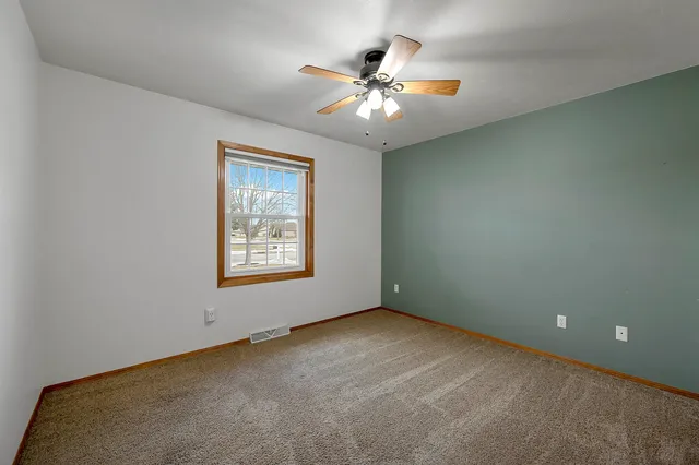 $399,900 | 1225 Drews Drive, De Pere, WI 54115