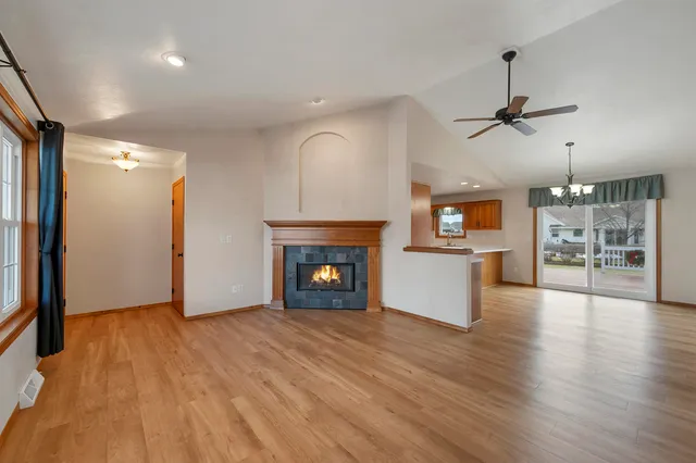 $399,900 | 1225 Drews Drive, De Pere, WI 54115