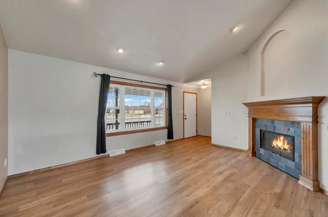 $399,900 | 1225 Drews Drive, De Pere, WI 54115