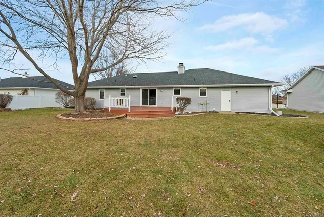 $399,900 | 1225 Drews Drive, De Pere, WI 54115
