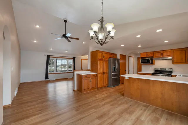 $399,900 | 1225 Drews Drive, De Pere, WI 54115