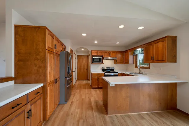 $399,900 | 1225 Drews Drive, De Pere, WI 54115