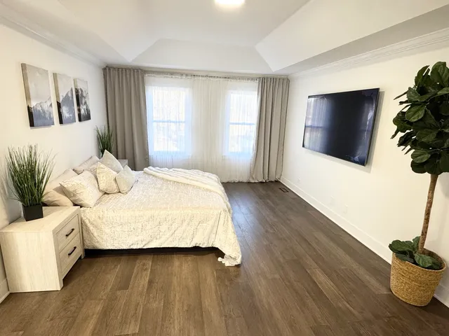 $650,000 | 720 Tulip Circle, Island Lake, IL 60042