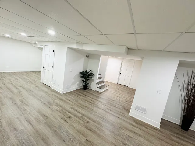 $650,000 | 720 Tulip Circle, Island Lake, IL 60042