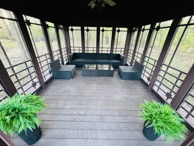 $650,000 | 720 Tulip Circle, Island Lake, IL 60042