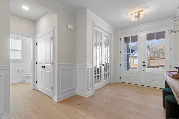 $944,900 | 25 Summertime Circle, Stonington, CT 06379