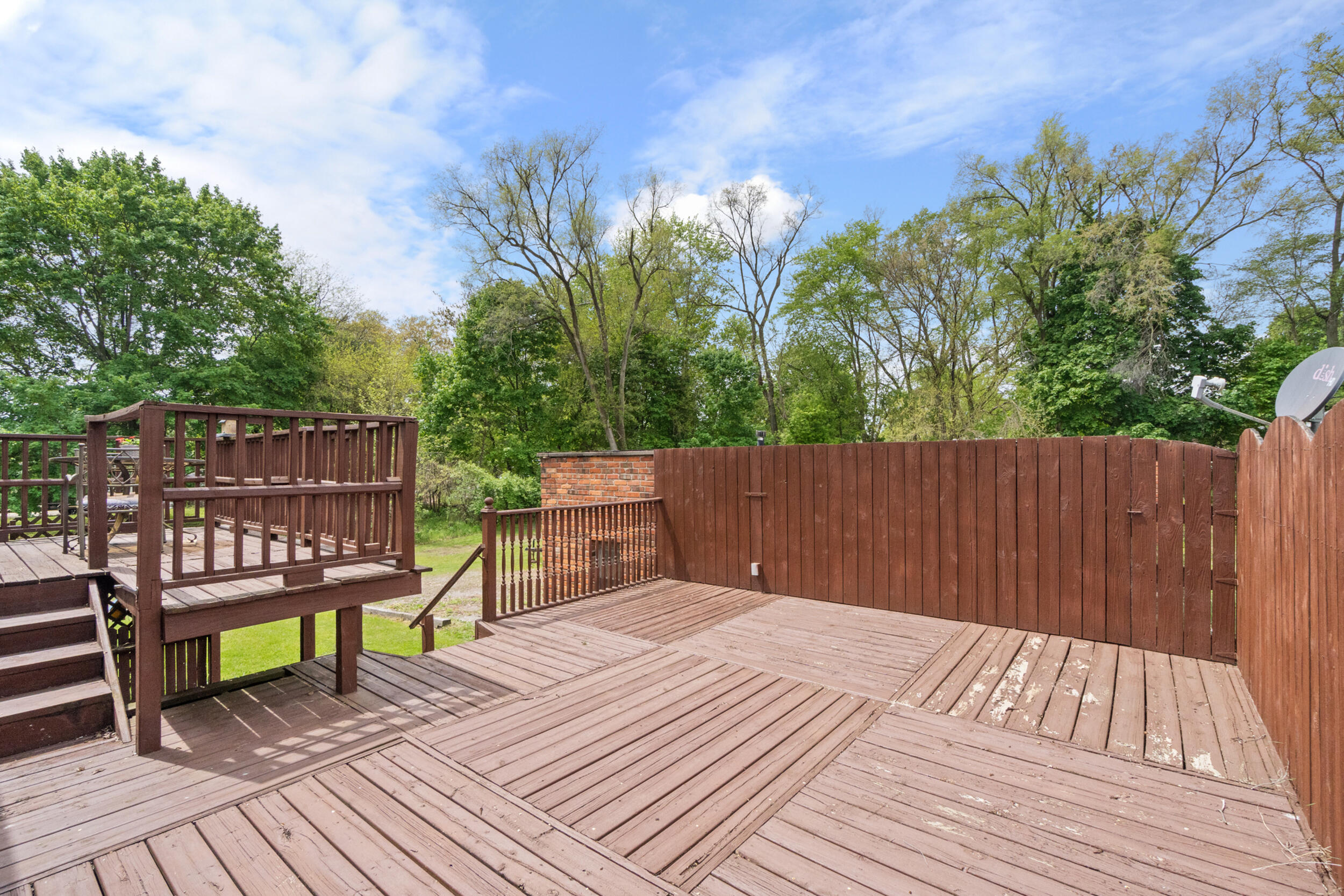 142 Maple Road Michigan Center, MI 49254 - Photo 28 of 57 Fenced Deck