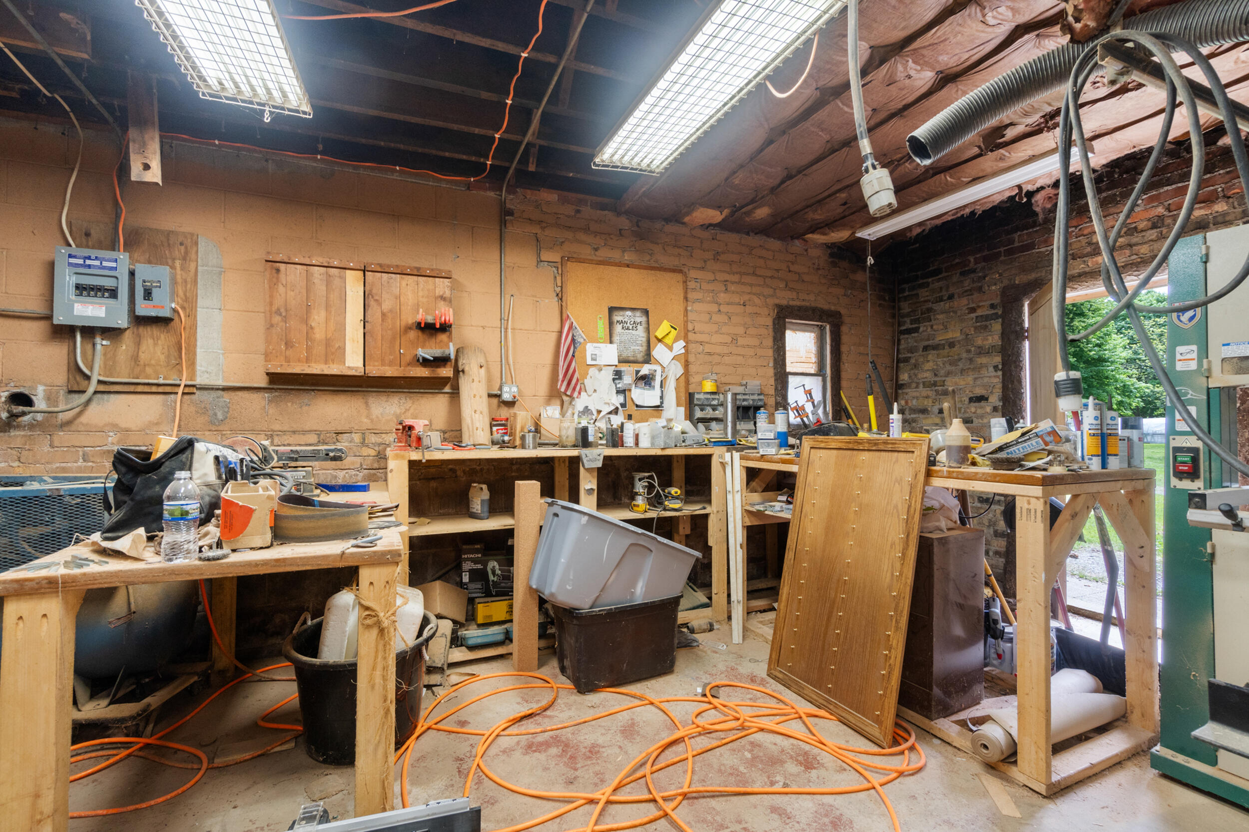 142 Maple Road Michigan Center, MI 49254 - Photo 38 of 57 Garage / Workspace