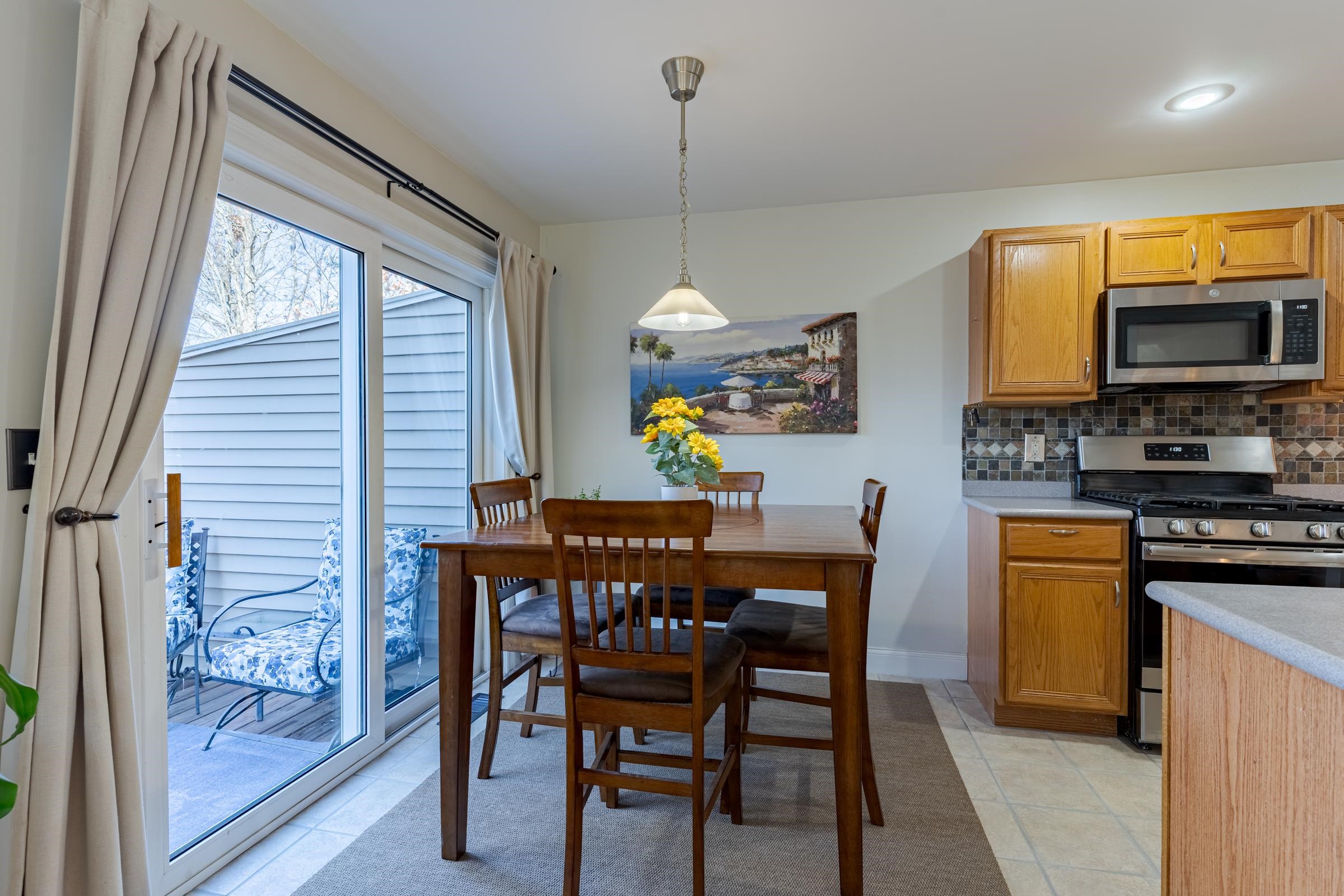 24 Lilac Lane Newmarket, NH 03857 - Photo 11 of 41