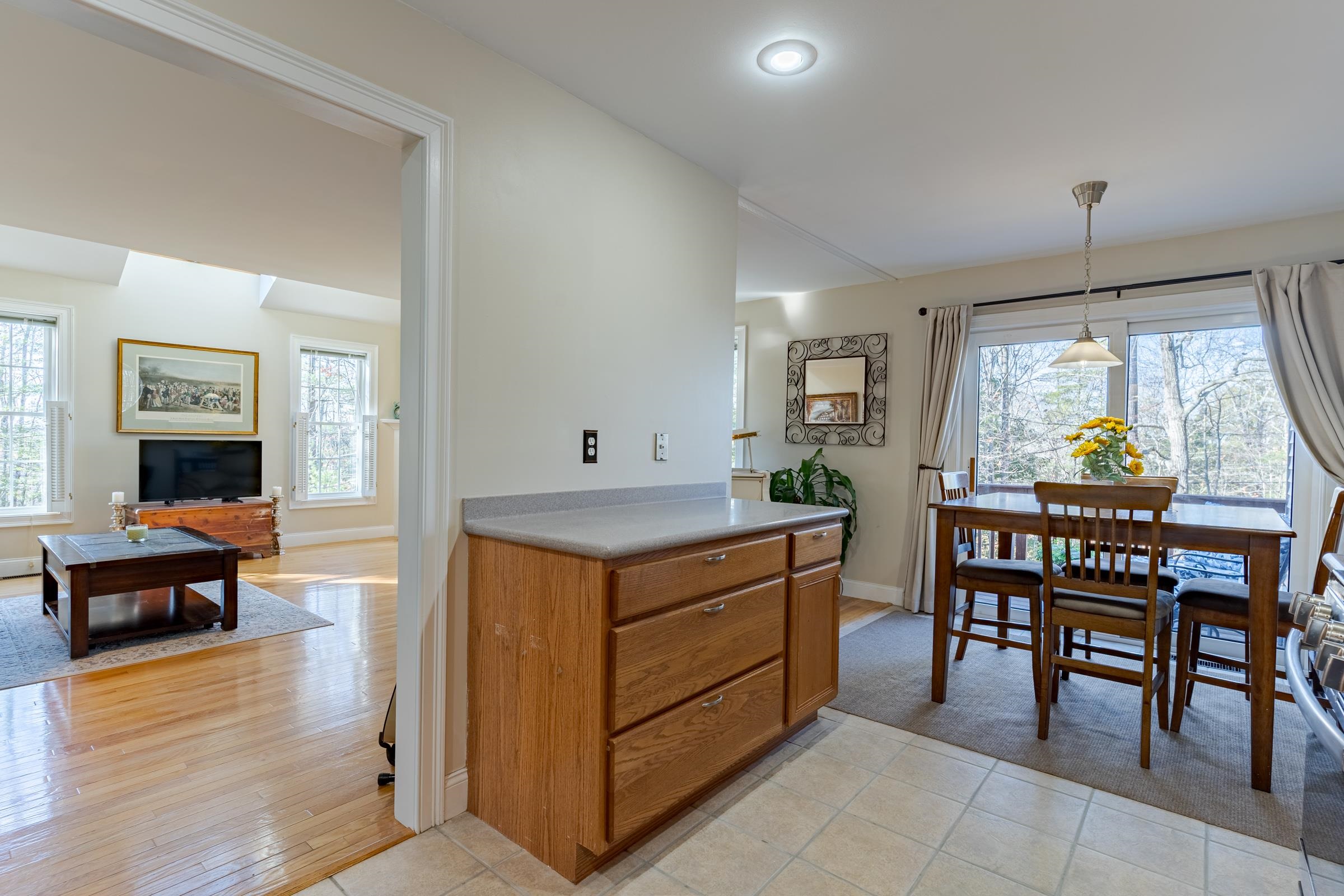 24 Lilac Lane Newmarket, NH 03857 - Photo 12 of 41