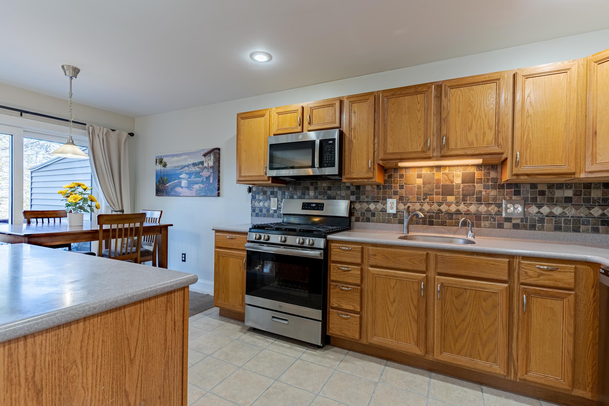 24 Lilac Lane Newmarket, NH 03857 - Photo 14 of 41