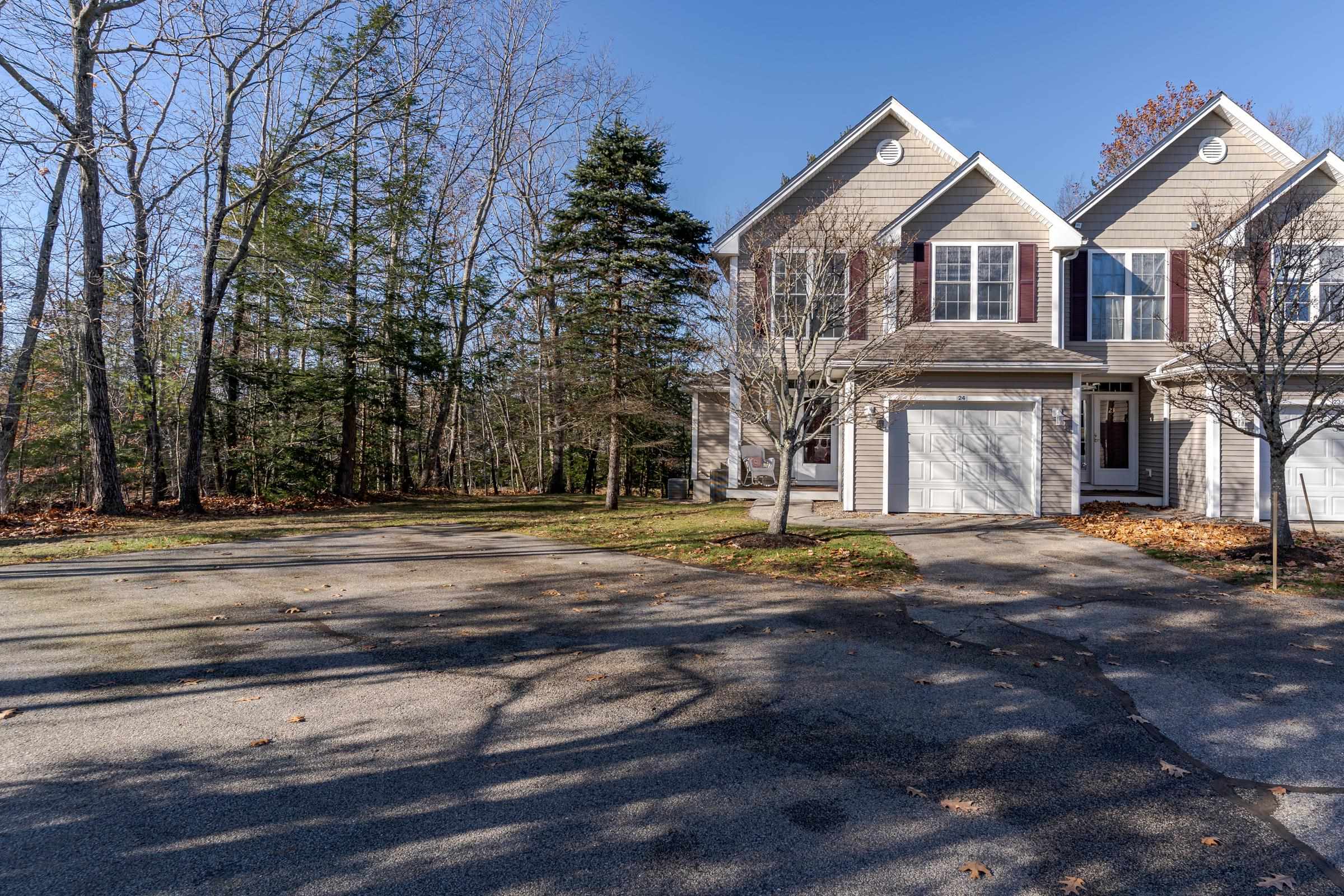 24 Lilac Lane Newmarket, NH 03857 - Photo 2 of 41