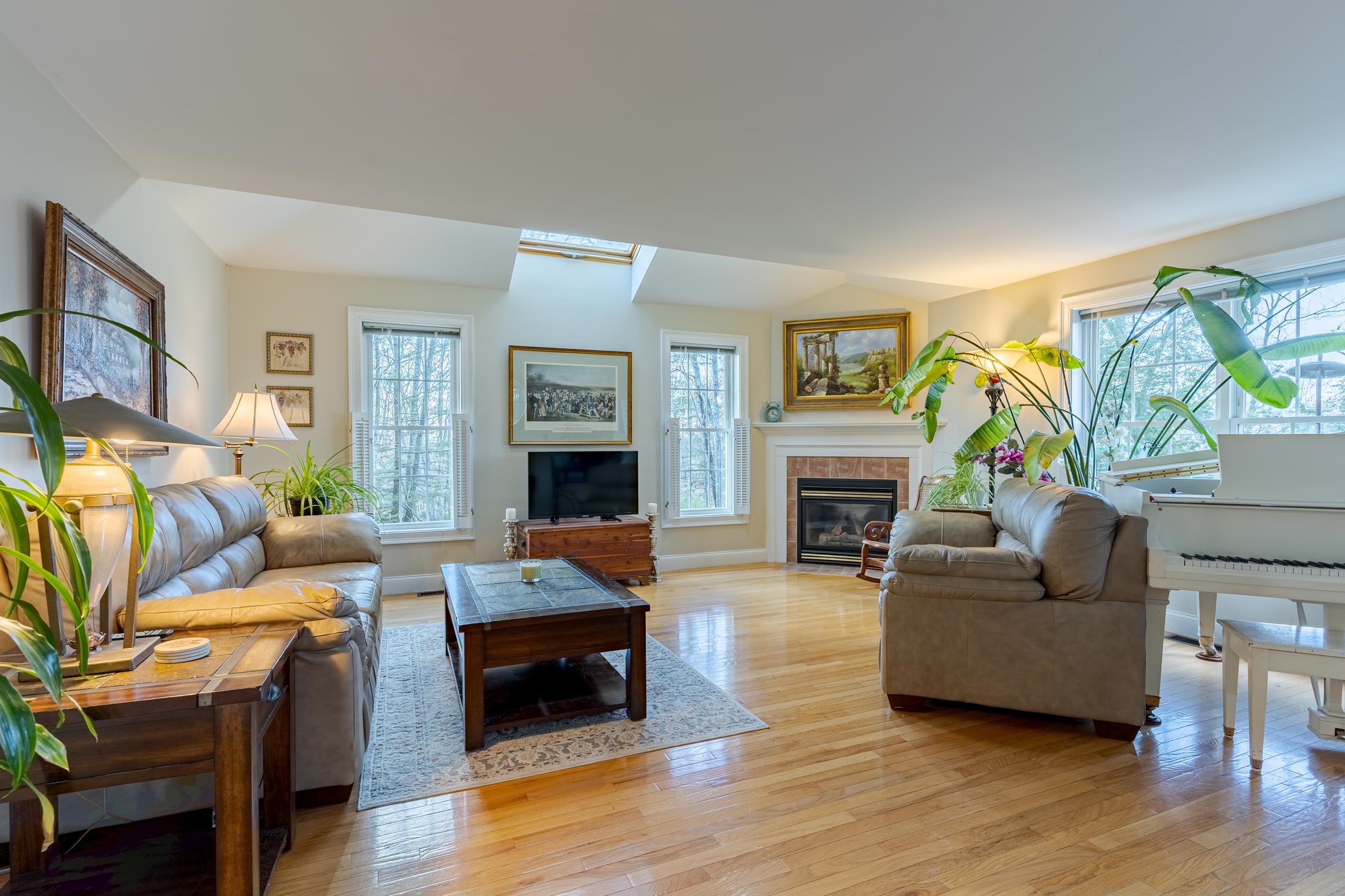 24 Lilac Lane Newmarket, NH 03857 - Photo 7 of 41