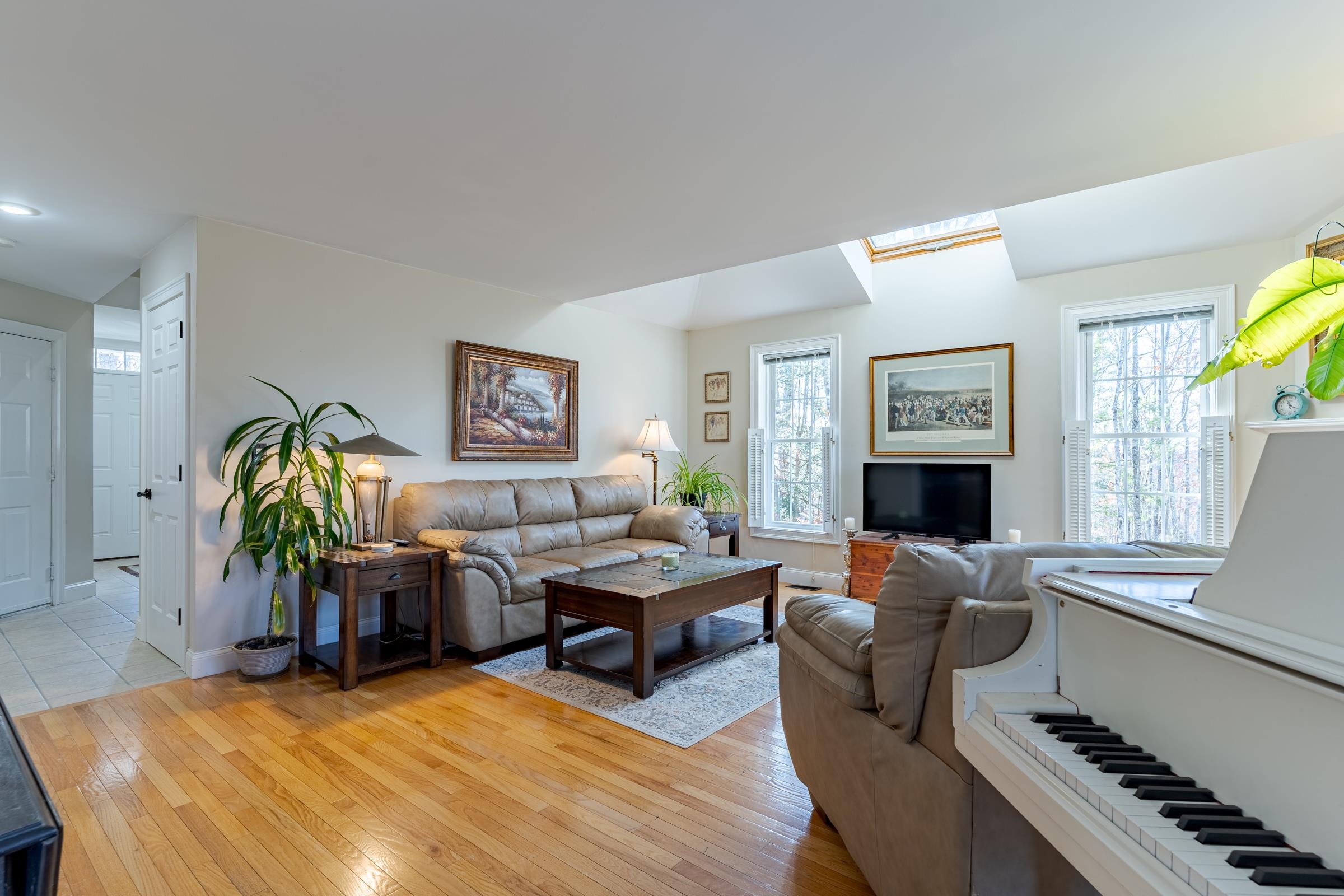 24 Lilac Lane Newmarket, NH 03857 - Photo 8 of 41