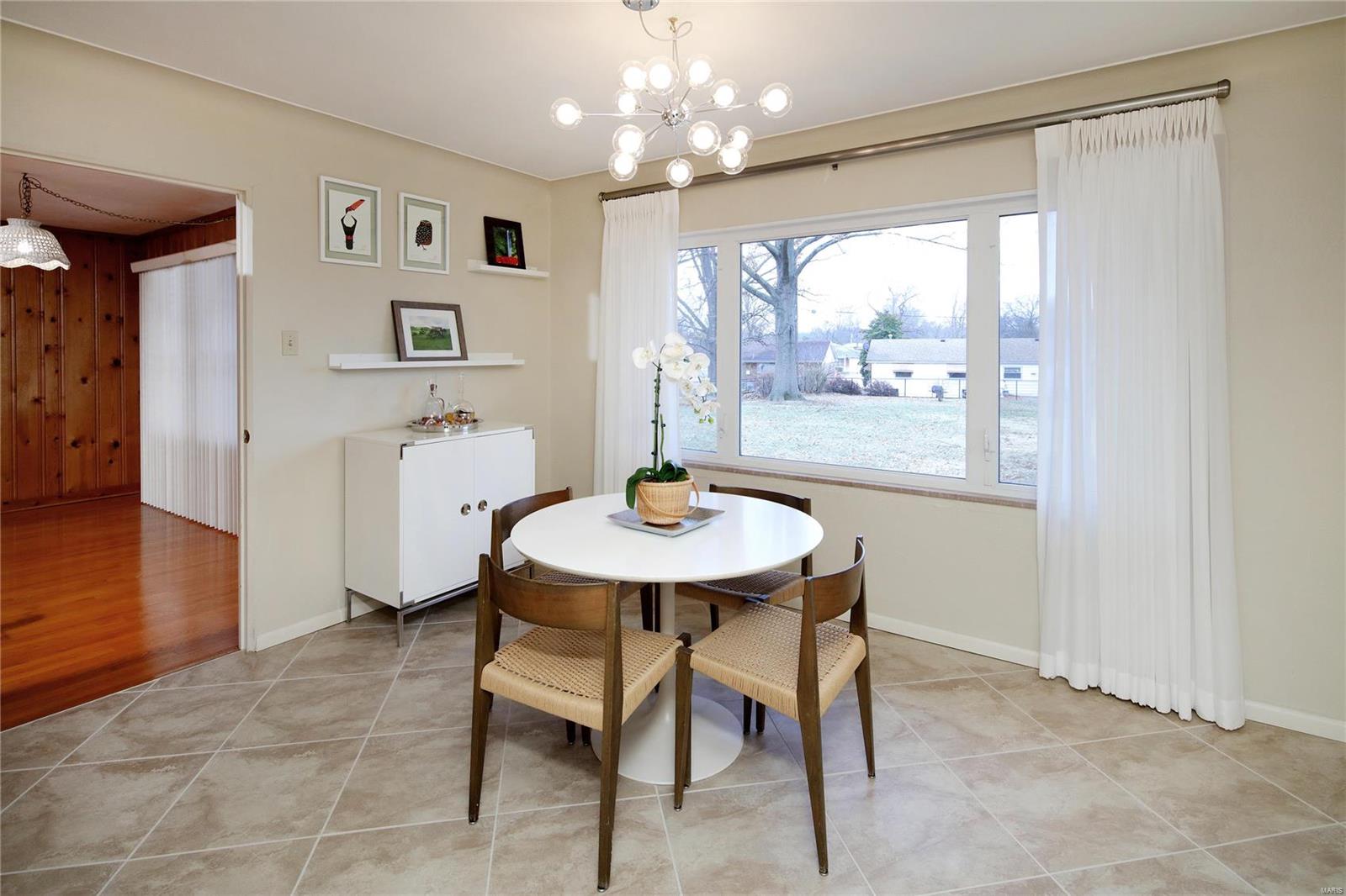 878 Reavis Barracks Road St. Louis, MO 63125 - Photo 5 of 15 Gallery Image 5