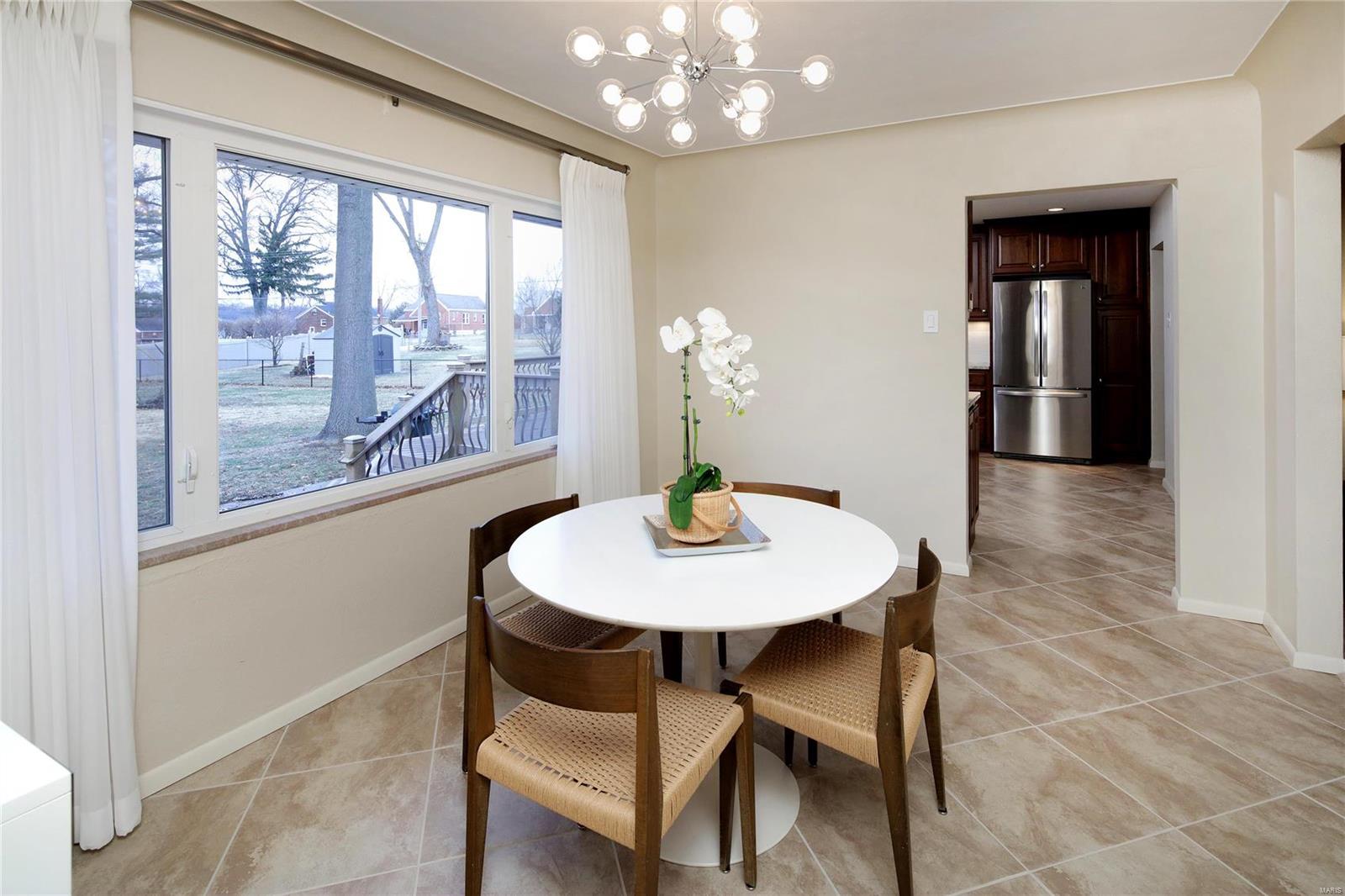 878 Reavis Barracks Road St. Louis, MO 63125 - Photo 6 of 15 Gallery Image 6