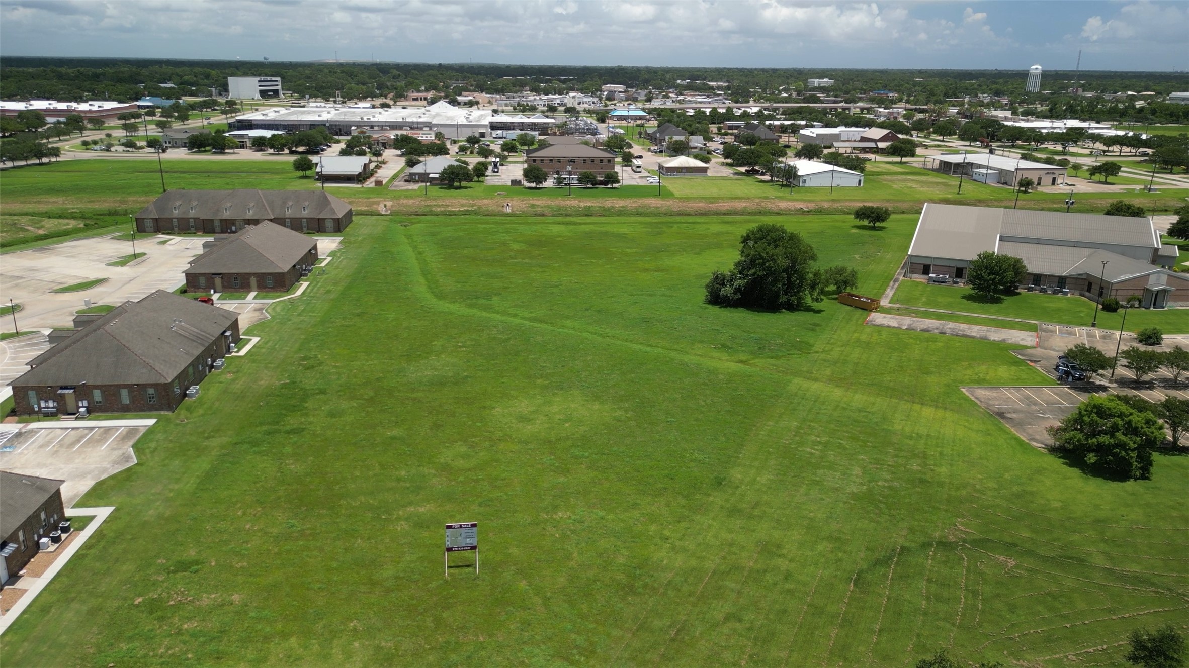 0 Lake Road Lake Jackson, TX 77566 - Photo 2 of 23 a view of a lake with a city