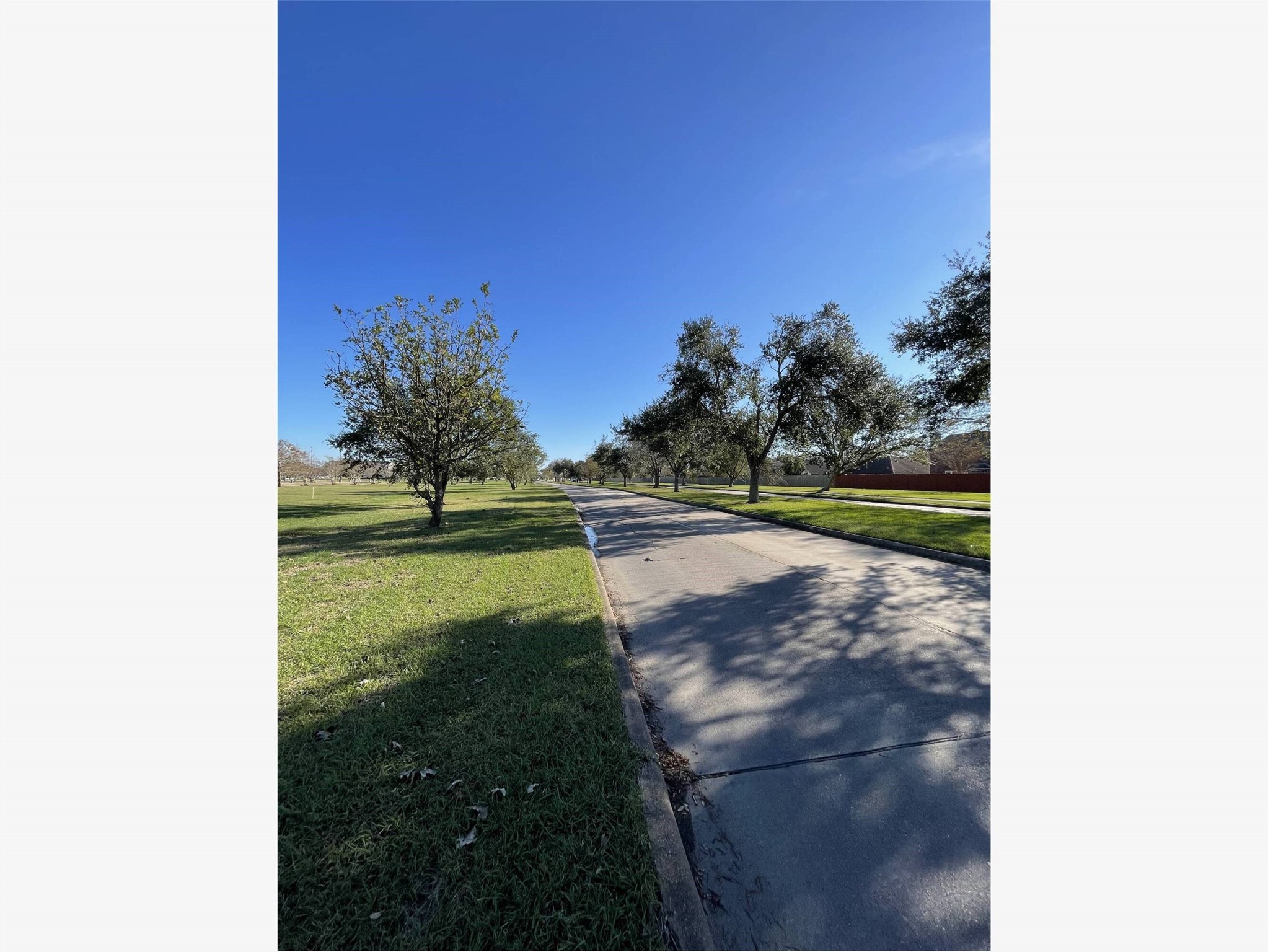 0 Lake Road Lake Jackson, TX 77566 - Photo 7 of 23 a view of a park
