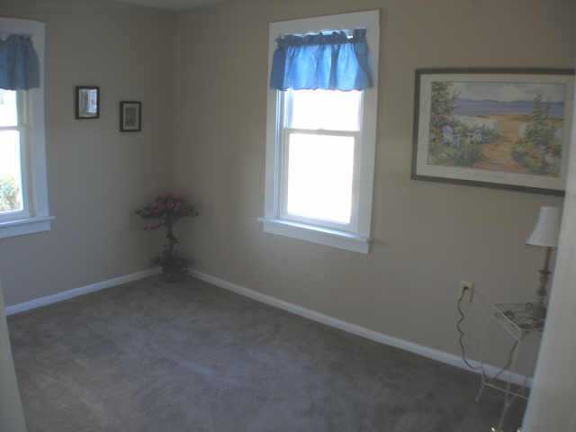 3286 Lewis Road Columbus, OH 43207 - Photo 3 of 5 Gallery Image 3