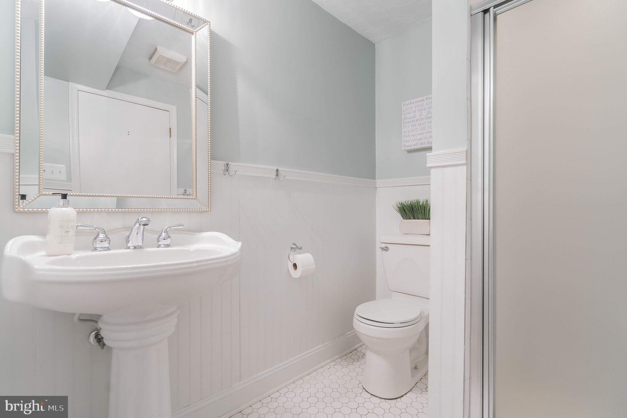 910 Riva Ridge Drive Great Falls, VA 22066 - Photo 24 of 49 Full Bathroom on Lower-Level