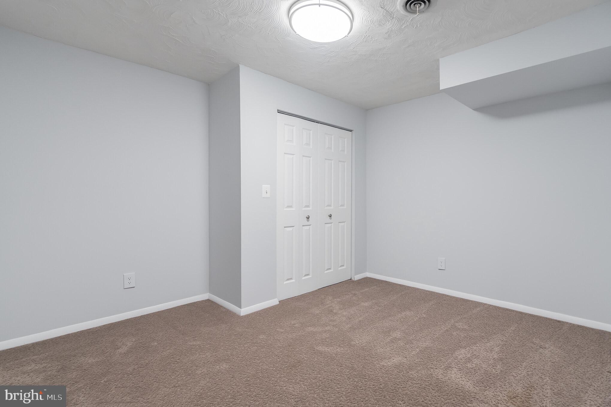 910 Riva Ridge Drive Great Falls, VA 22066 - Photo 26 of 49 Den/Bonus/Guest Space-- w/Attached Full Bathroom