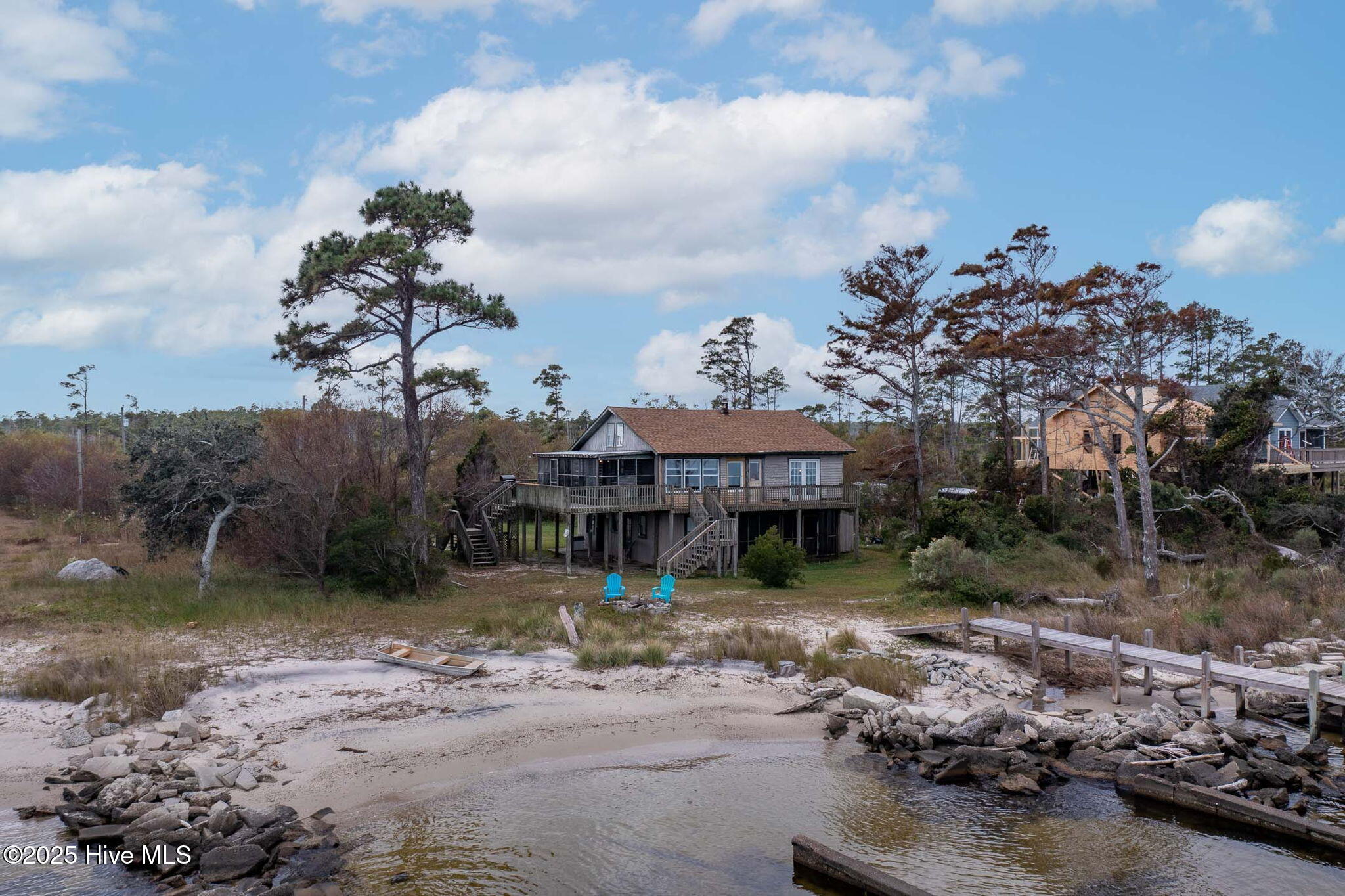 342 Cahoon Road Manns Harbor, NC 27953 - Photo 2 of 42 Cabin and sandy beach