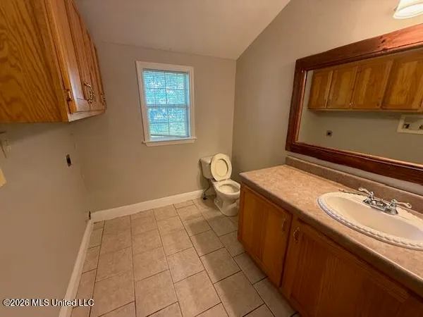 $1,200 | 270 Bohn Street, Biloxi, MS 39530