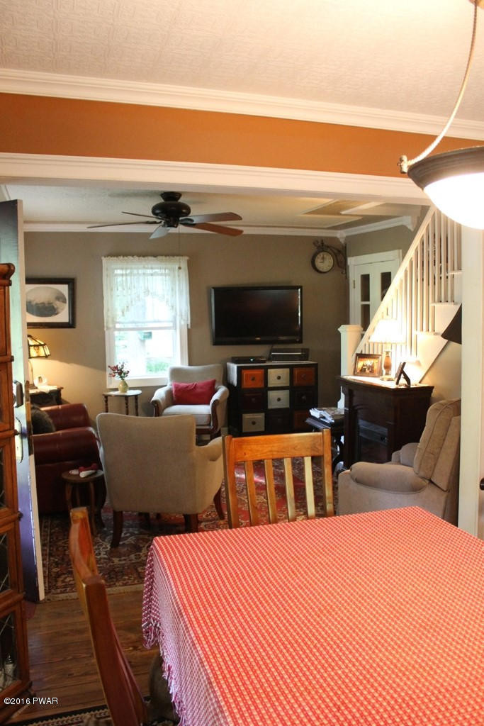 325 Rowe Street Hawley, PA 18428 - Photo 20 of 37