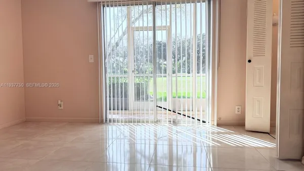 $1,525 | 400 Southwest 134th Way, Unit 107F, Pembroke Pines, FL 33027