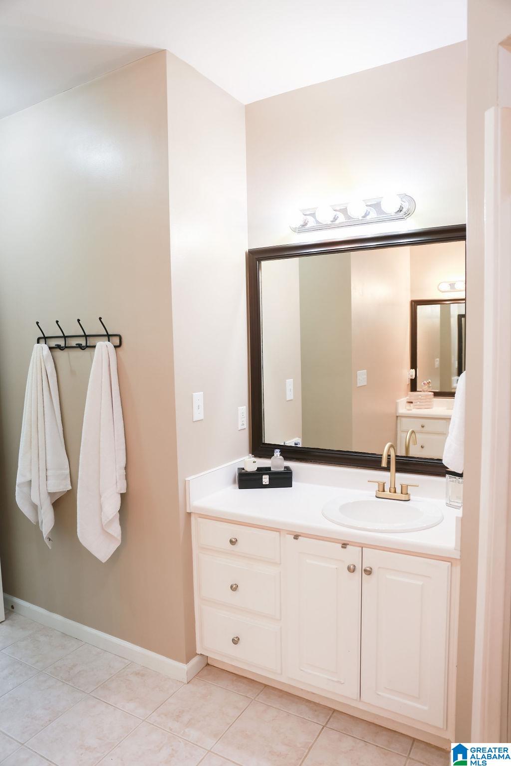 144 Twin Lakes Road Trussville, AL 35173 - Photo 12 of 26