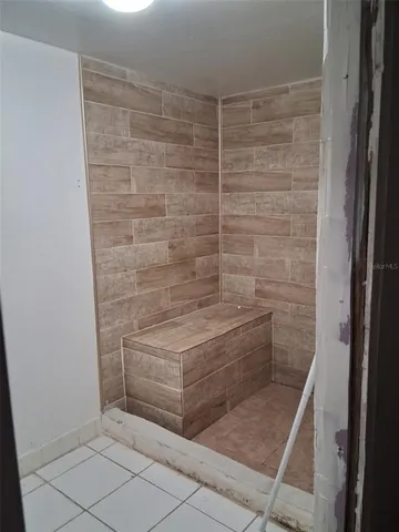 a view of walk in closet